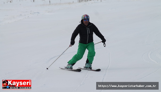 Erciyes’te kayak sezonu açıldı