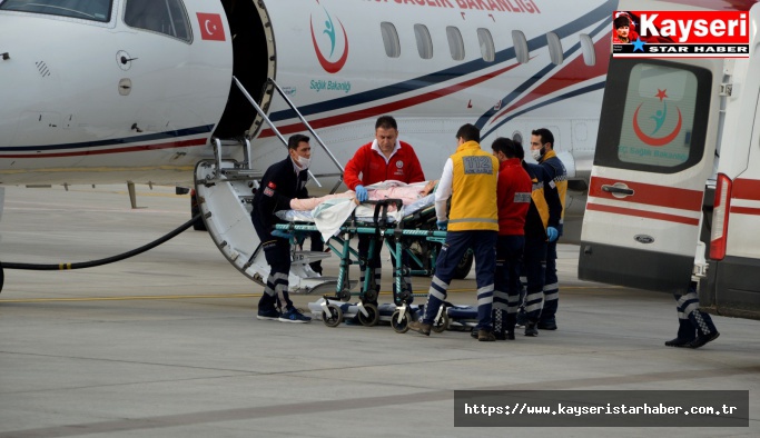 Uçak ambulans Kayseri'deki 2 hasta için havalandı