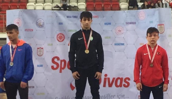 Barış Erbek Türkiye Şampiyonu oldu