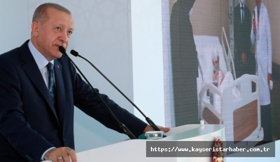 Erdoğan: "Türkiye'yi 3 kıtanın sağlık merkezi yapma hedefimizde kararlıyız"