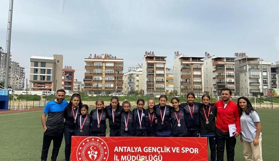 Kayseri Kadın FK Son 8 Takım Arasında