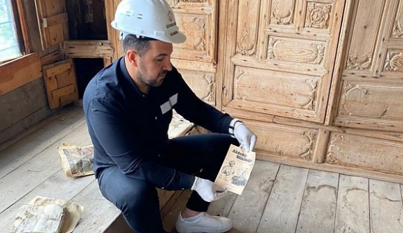 Osman Yüksel Serdengeçti'nin Restorasyon Yapılan Tarihi Evinde Gizli Bölme Ortaya Çıktı