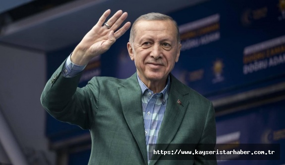Recep Tayyip Erdoğan gençlere seslendi: Çizmeye çalıştıkları o karanlık tabloya aldırış etmeyin