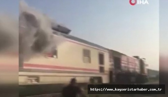 Yolcu treninin vagonu alev alev yandı, vatandaşlar büyük panik yaşadı