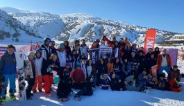 Snowboard Yarışlarında Kayseri Rüzgarı Esti