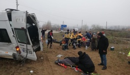 Amasya'da Tarım İşçilerini Taşıyan Minibüs Devrildi: 17 Yaralı