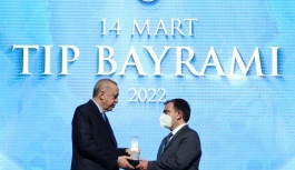 Cumhurbaşkanı Erdoğan'dan TURKOVAC'ı Geliştiren Özdarendeli'ye Ödül