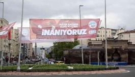 Başkan Büyükkılıç'tan Kayserispor'a Pankartlı Destek