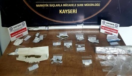 Kayseri'de 8 Adrese Eş Zamanlı Uyuşturucu Operasyonu: 32 Kişi Yakalandı