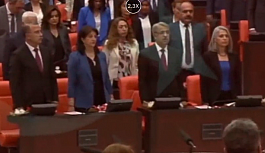 Yine aynı görüntü! HDP'liler Meclis açılışında İstiklal Marşı'nı okumadı
